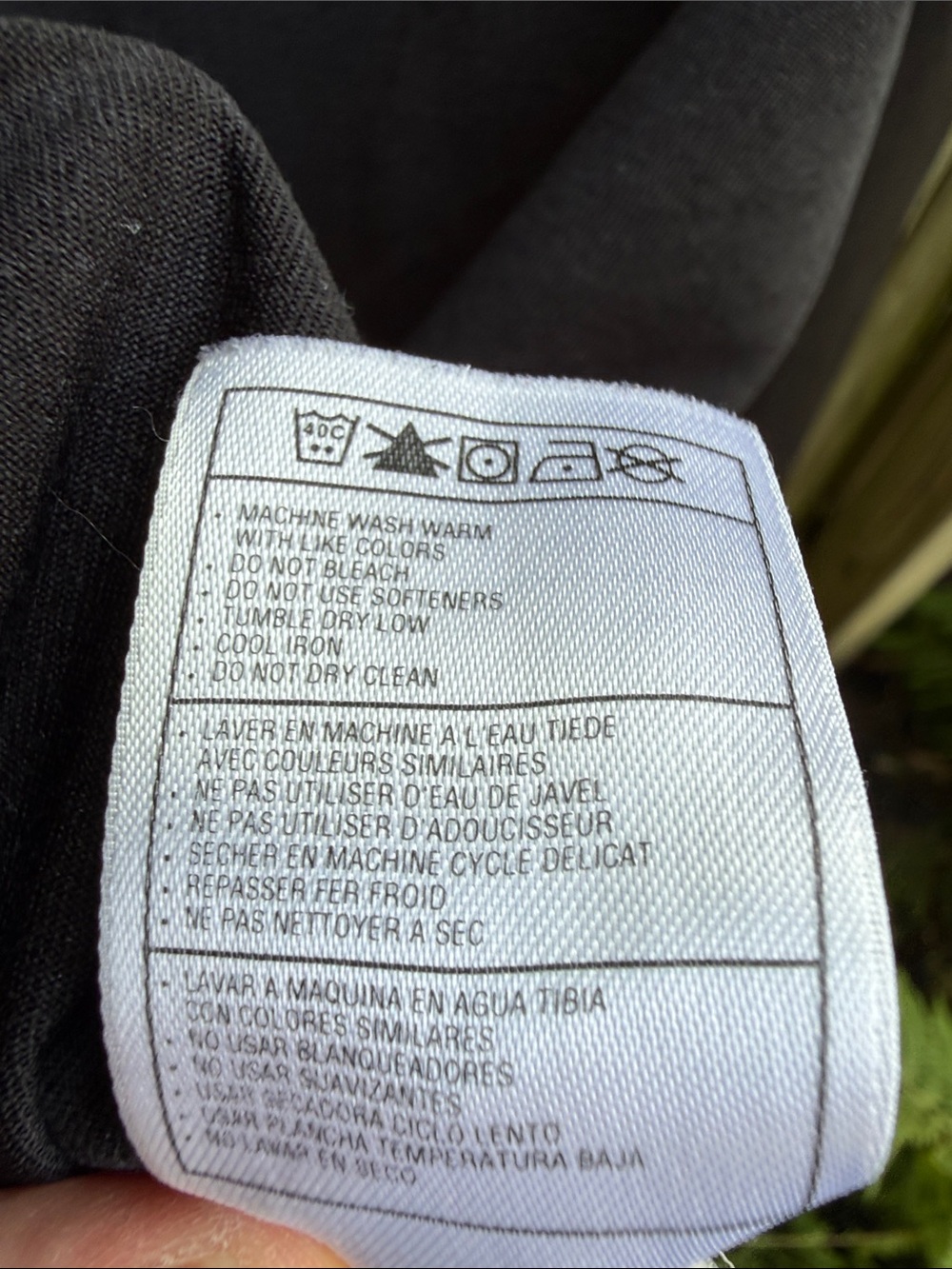 Nike Long Sleeved  Performance Shirt Top black workout embroidered Swoosh L - Picture 8 of 10